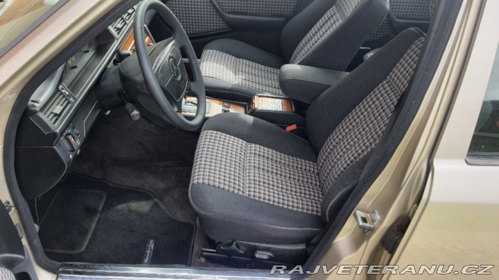 Mercedes-Benz 300 w124 4matic TD 1989