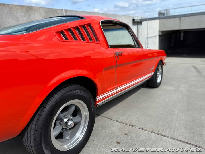 Ford Mustang Fastback 4.7 V8 2+2 1965