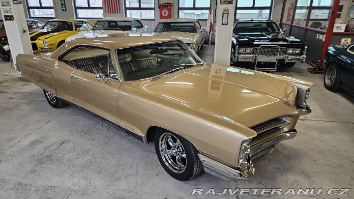 Pontiac Bonneville 389 V8 1966