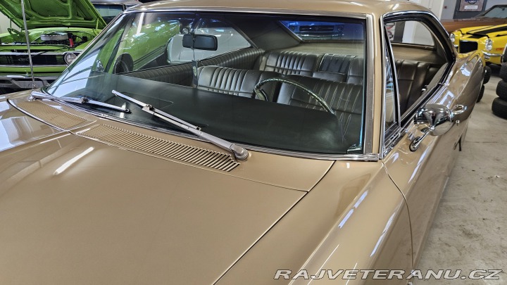 Pontiac Bonneville 389 V8 1966