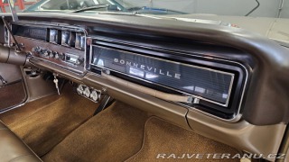 Pontiac Bonneville 389 V8 1966