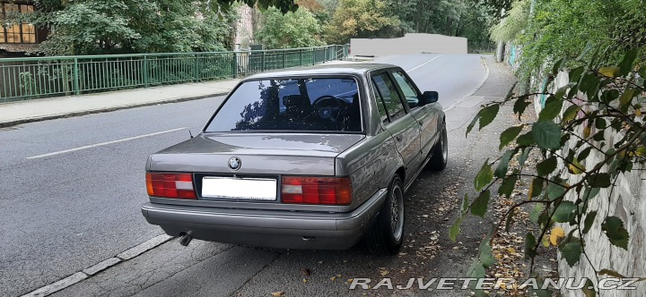 BMW Ostatní modely 324D 1988