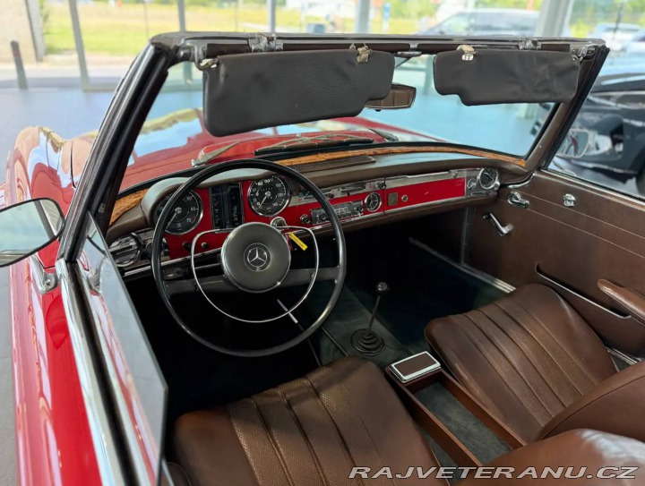 Mercedes-Benz 230 SL 230 Pagoda 1966