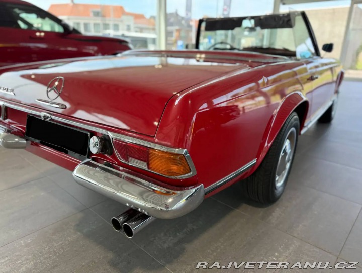 Mercedes-Benz 230 SL 230 Pagoda 1966