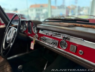 Mercedes-Benz 230 SL 230 Pagoda 1966