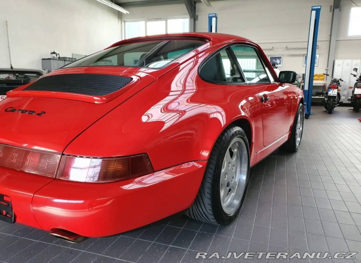 Porsche 911 964 Carrera 2 1990