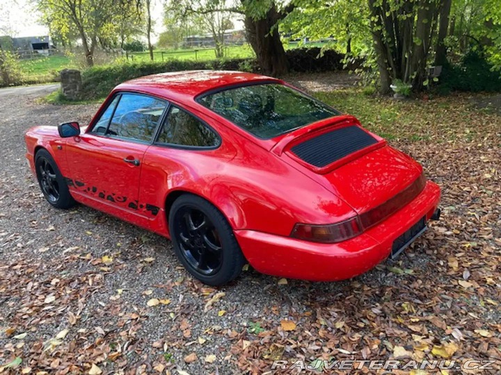 Porsche 911 Carrera 4 1990
