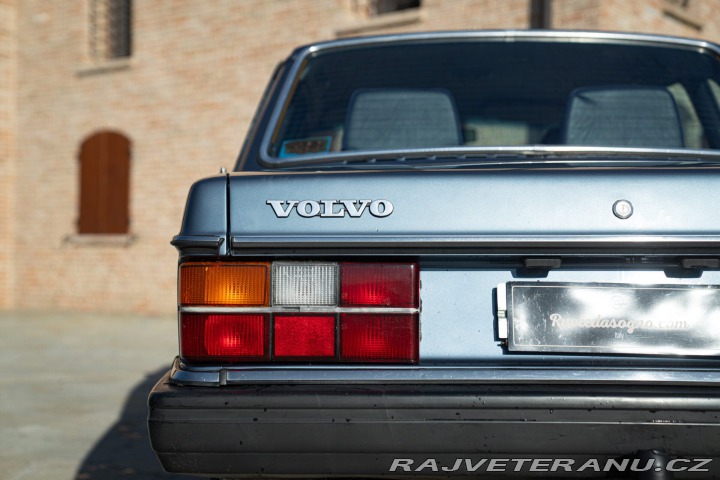 Volvo Ostatní modely 244 GL 2.3L 1984