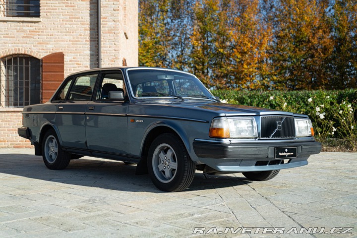 Volvo Ostatní modely 244 GL 2.3L 1984