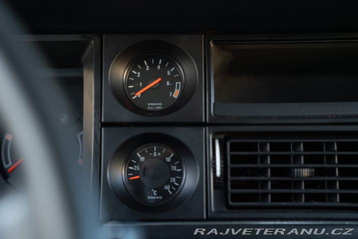 Volvo Ostatní modely 244 GL 2.3L 1984