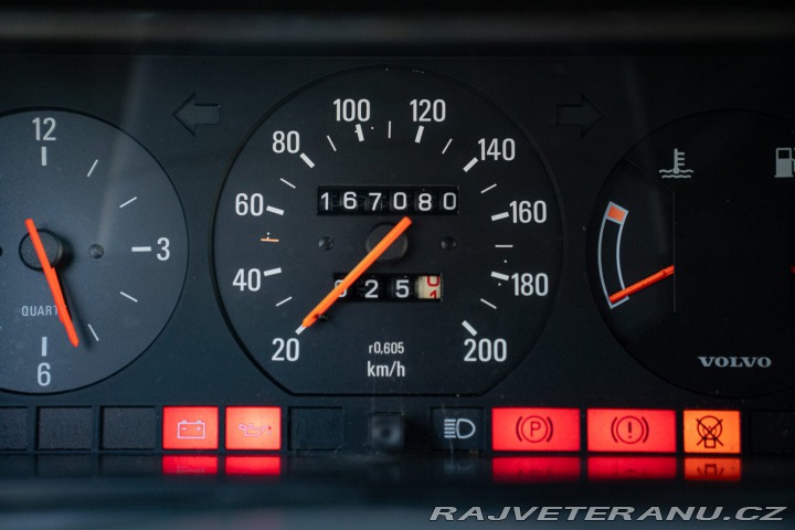 Volvo Ostatní modely 244 GL 2.3L 1984