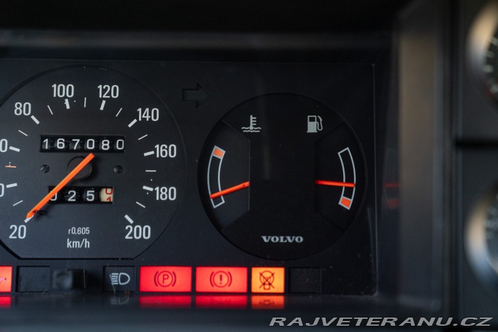 Volvo Ostatní modely 244 GL 2.3L 1984