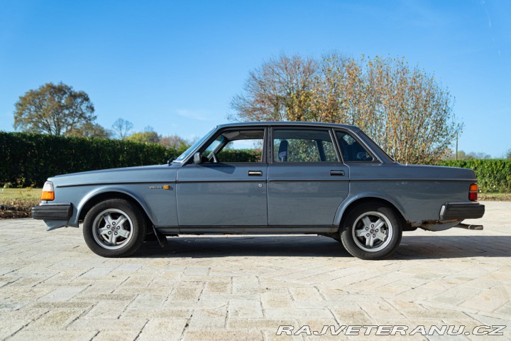 Volvo Ostatní modely 244 GL 2.3L 1984