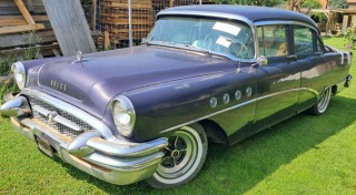Buick Roadmaster 1955