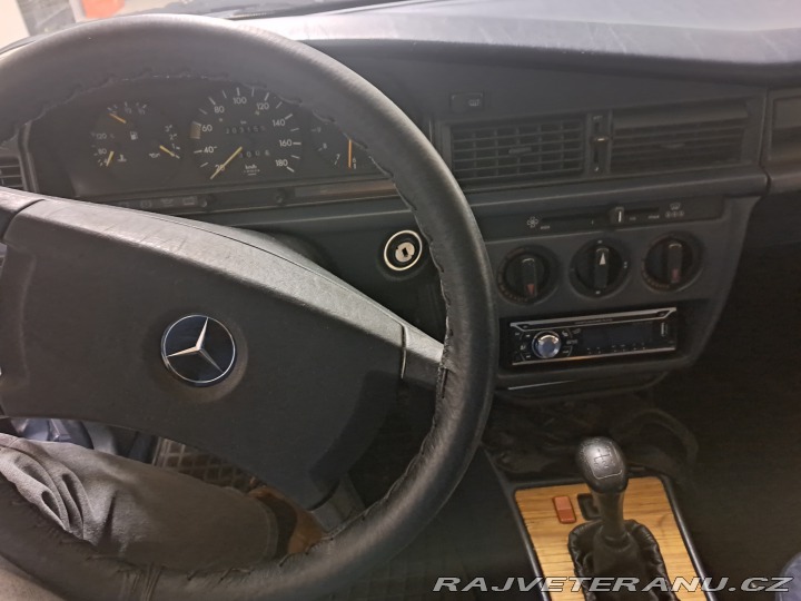 Mercedes-Benz 190 2.0D 1990