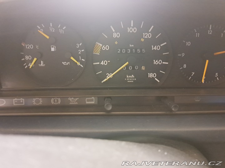 Mercedes-Benz 190 2.0D 1990