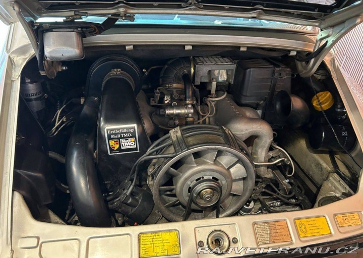 Porsche 911 3.2 Turbo look 964 1989