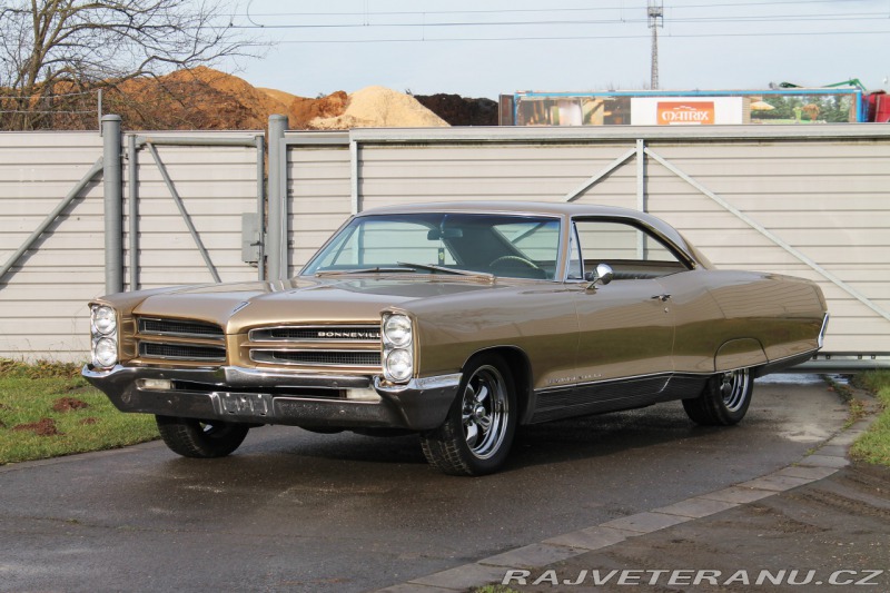 Pontiac Bonneville 389 V8