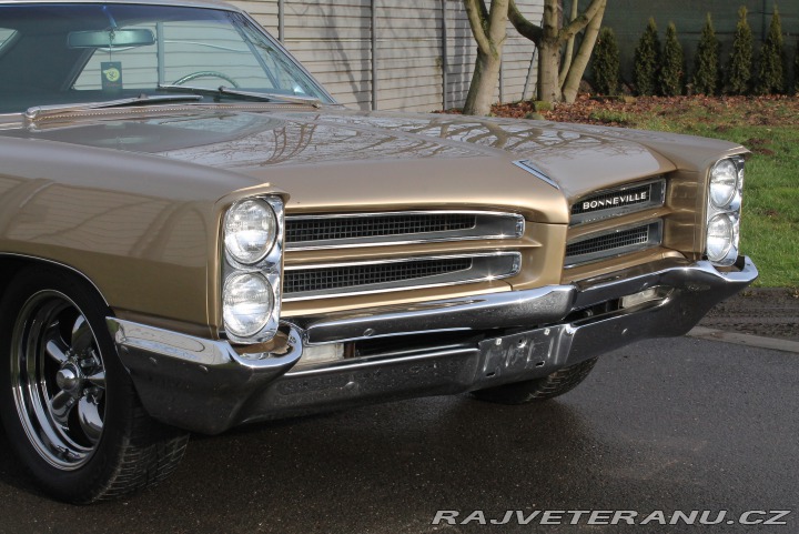 Pontiac Bonneville 389 V8 1966