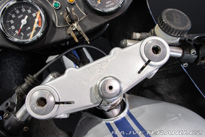 Ducati 900 DESMO 900 SS 1981