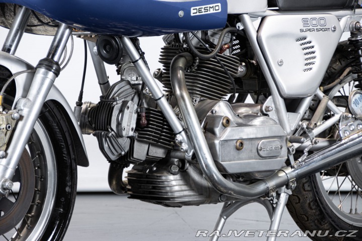 Ducati 900 DESMO 900 SS 1981