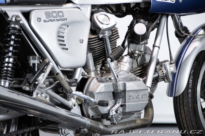 Ducati 900 DESMO 900 SS 1981
