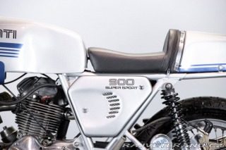Ducati 900 DESMO 900 SS 1981