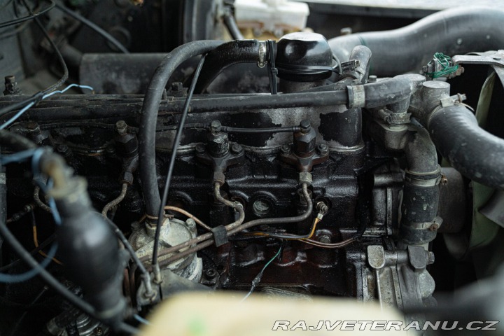 Land Rover Defender 1985