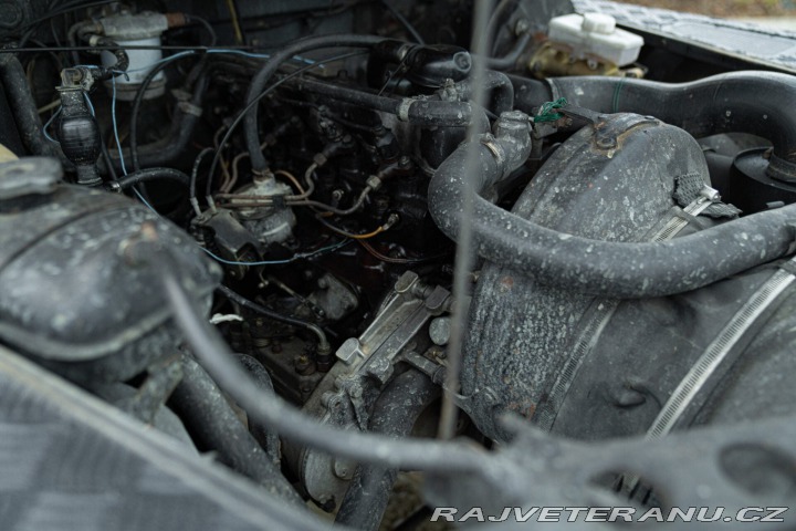 Land Rover Defender 1985