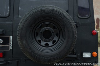 Land Rover Defender 1985