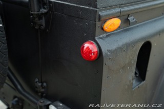 Land Rover Defender 1985