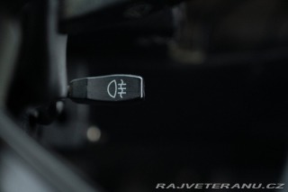 Land Rover Defender 1985