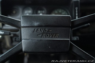Land Rover Defender 1985