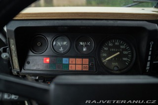 Land Rover Defender 1985