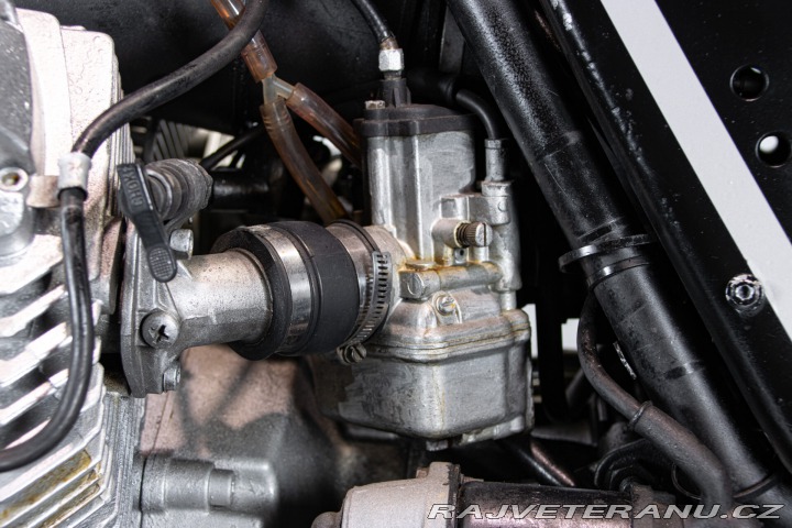 Moto Guzzi Ostatní modely V35 IMOLA CAFE RACER 1986