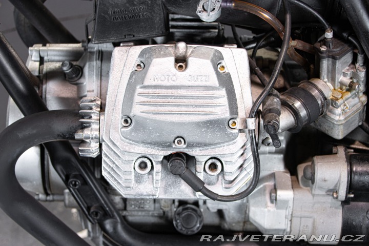 Moto Guzzi Ostatní modely V35 IMOLA CAFE RACER 1986