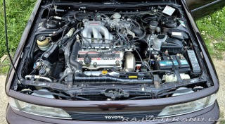 Toyota Camry LE 2.5 V6 1989