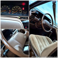 Toyota Camry LE 2.5 V6 1989