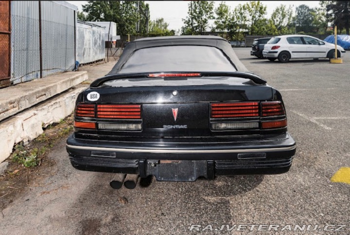 Pontiac Ostatní modely Sunbird 1992