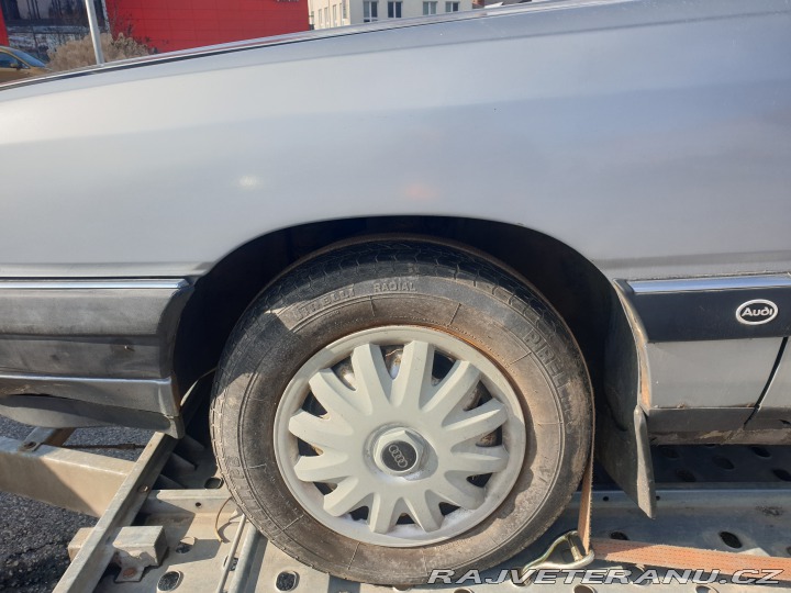 Audi 100 C3 sedan 5V 1987