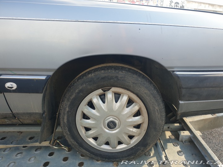 Audi 100 C3 sedan 5V 1987