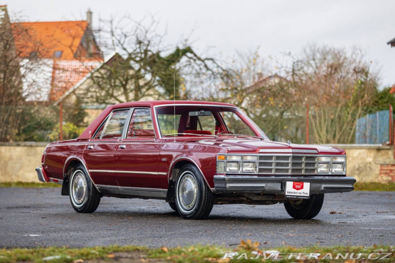 Chrysler LeBaron Sedan