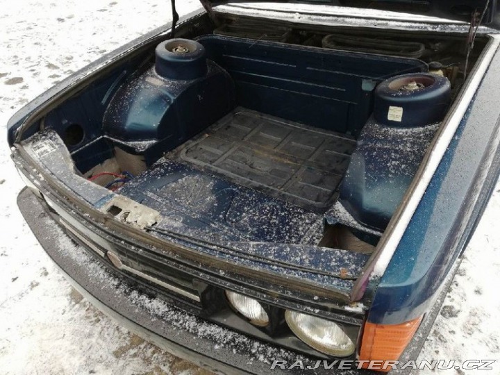 Tatra 613 613-3 1990