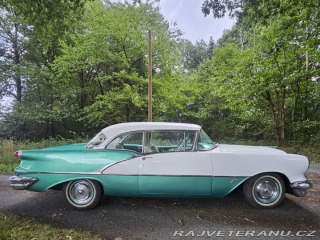 Oldsmobile 88 Super “88“ Holiday Coupe 1956