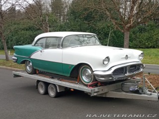 Oldsmobile 88 Super “88“ Holiday Coupe 1956