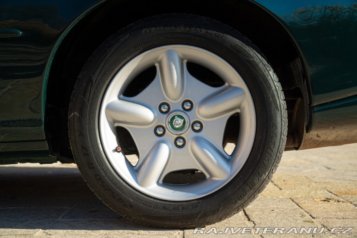 Jaguar XK8 COUPE GENTLEMEN SPEC 1998