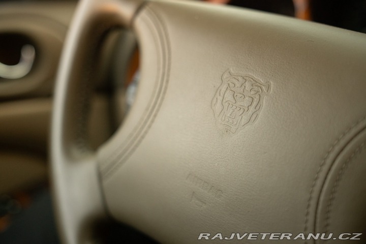 Jaguar XK8 COUPE GENTLEMEN SPEC 1998