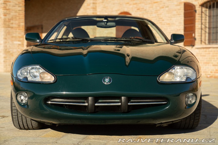 Jaguar XK8 COUPE GENTLEMEN SPEC 1998