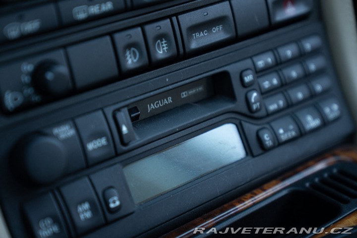 Jaguar XK8 COUPE GENTLEMEN SPEC 1998