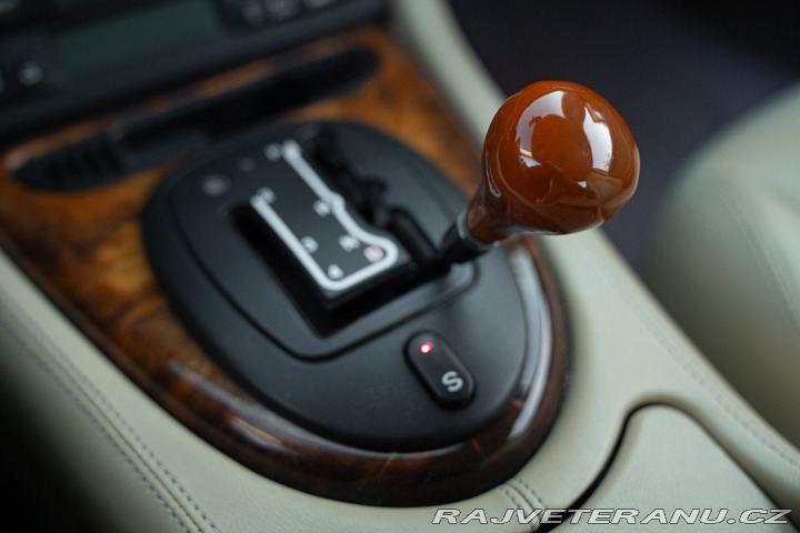 Jaguar XK8 COUPE GENTLEMEN SPEC 1998